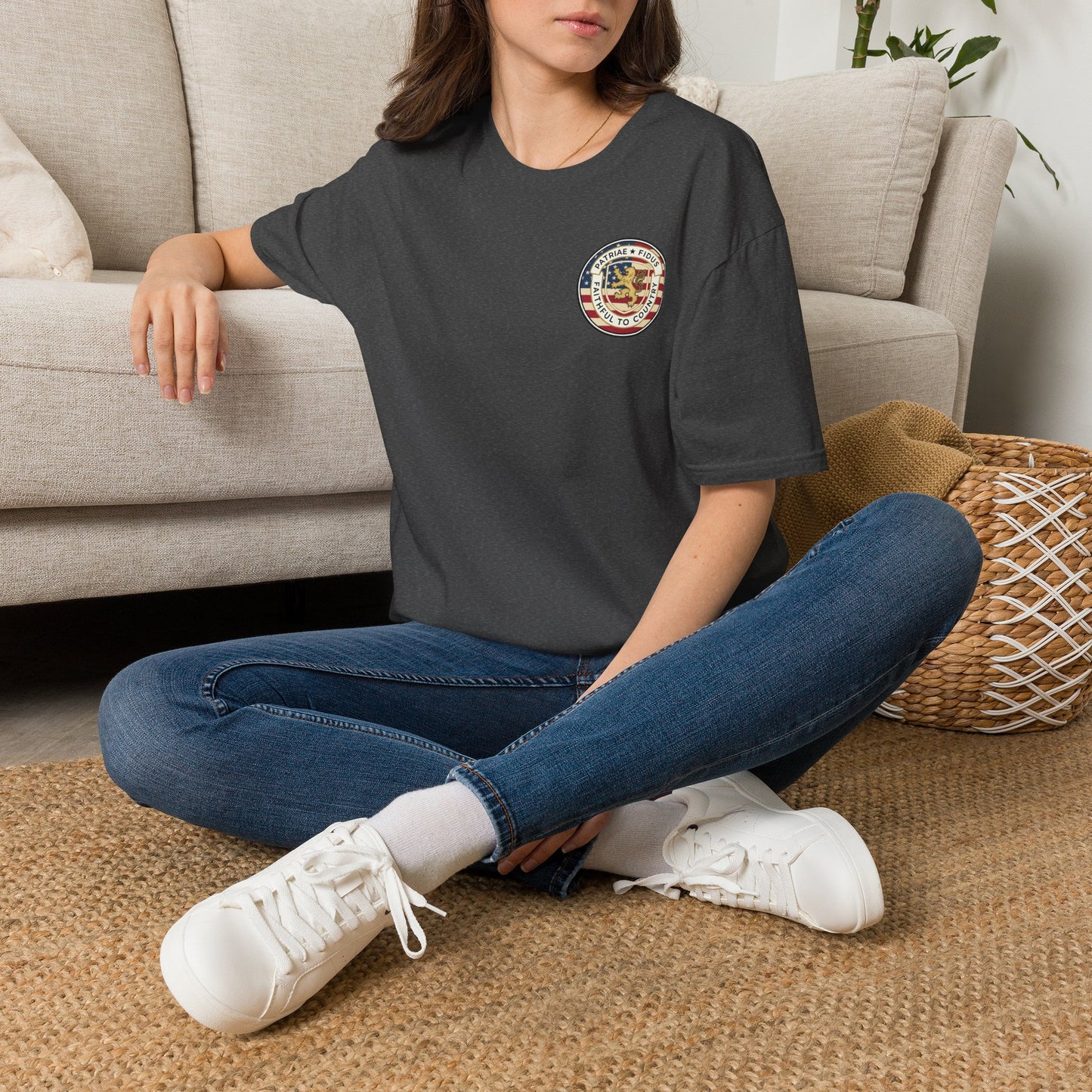 Patriae Fidus Vintage Patriae Fidus Patch T-Shirt