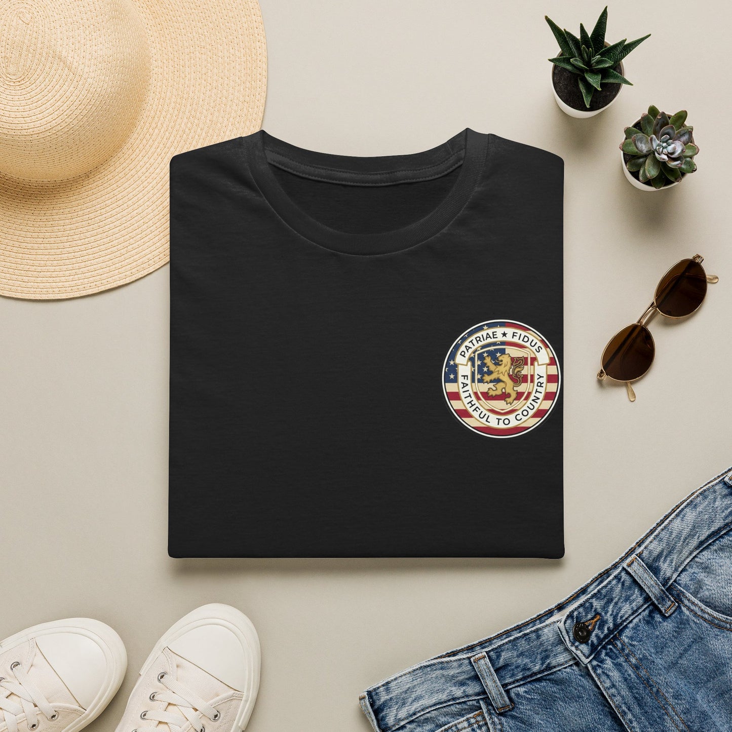Patriae Fidus Vintage Patriae Fidus Patch T-Shirt