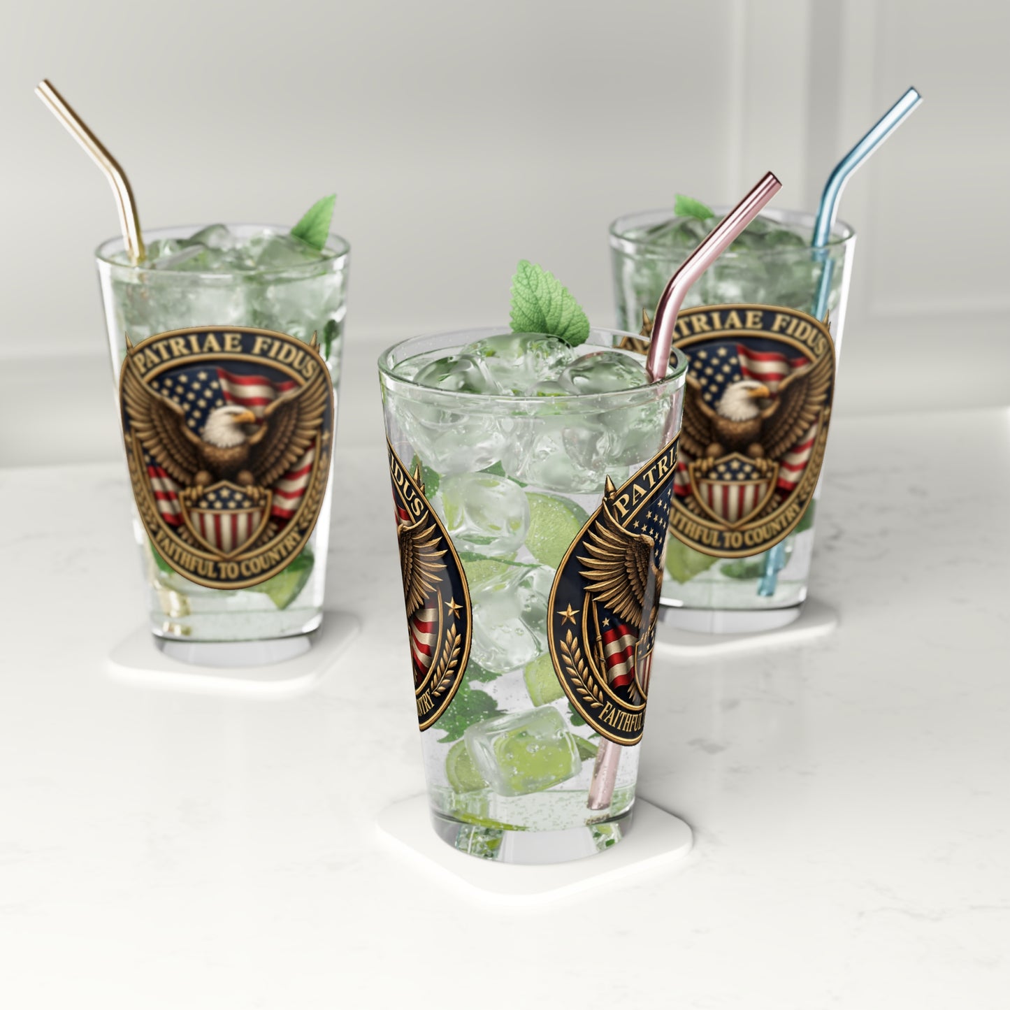 Patriae Fidus Eagle Pint Glass — 16oz Patriotic American Flag Beer Glass