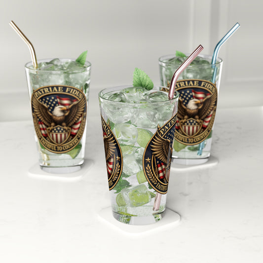 Patriae Fidus Eagle Pint Glass — 16oz Patriotic American Flag Beer Glass
